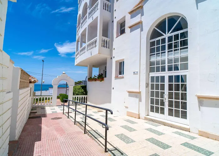 Апартаменты Stella Maris Beachfront 2j By Casasol