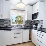 Апартаменты Stella Maris Beachfront 2j By Casasol